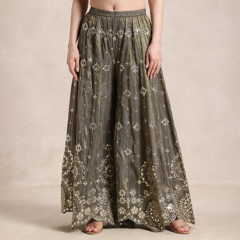 La Radi | Shimmer Gotta Patti & Mirror Work Set | Cutwork Dupatta