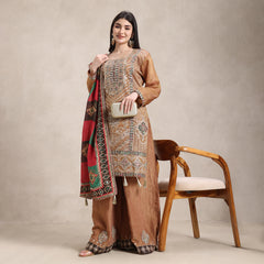 La Radi crepe digital print dupatta with shimmer suit drape close‑up
