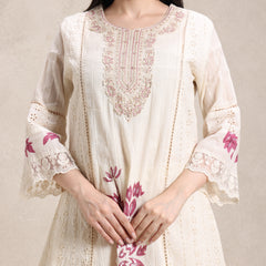 La Radi women’s printed co‑ord with pearl embellishment and dupatta side profile
