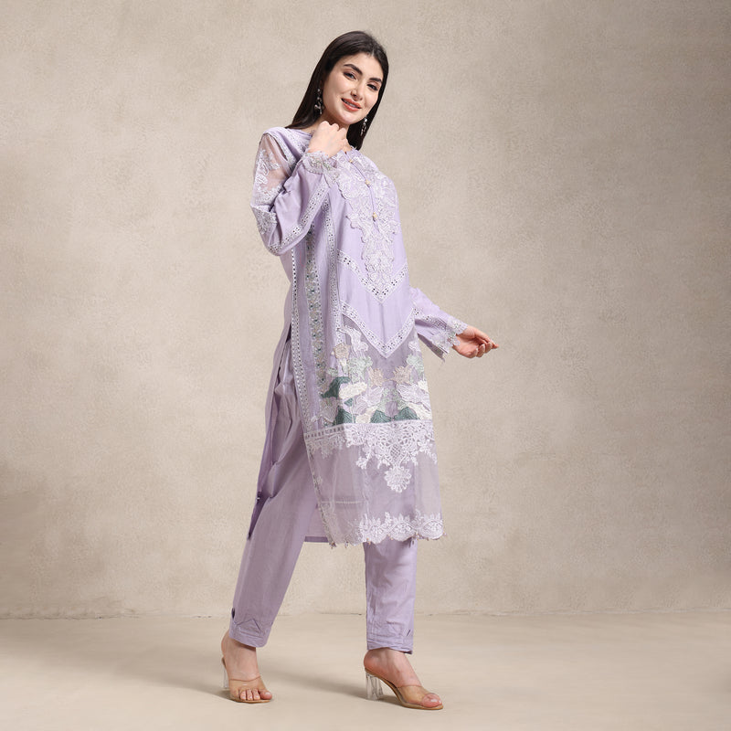 lawn cotton stitched bottom fit detail
