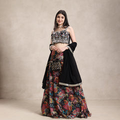 net dupatta with four sides lace drape close‑up